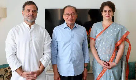 Rahul, Priyanka Meet Malaysian PM Anwar Ibrahim for Breakfast in New Delhi